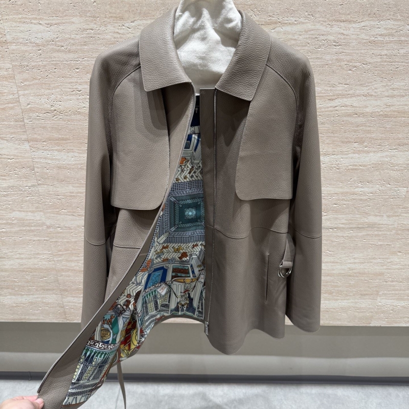 H**me5 outwear